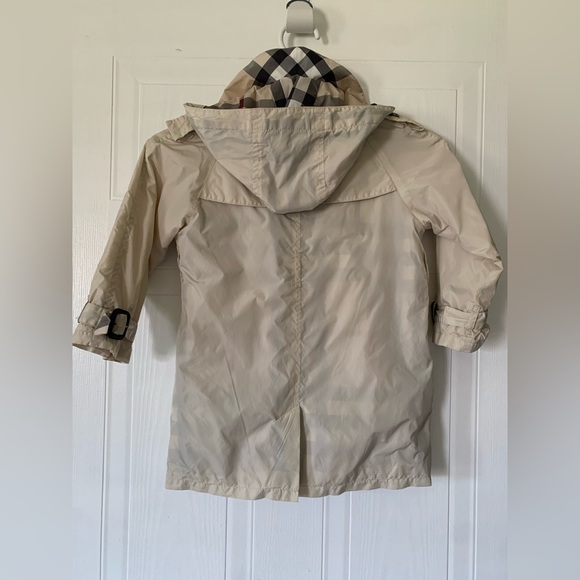 BURBERRY Kids Rain Coat size 3Y - Picture 6 of 6
